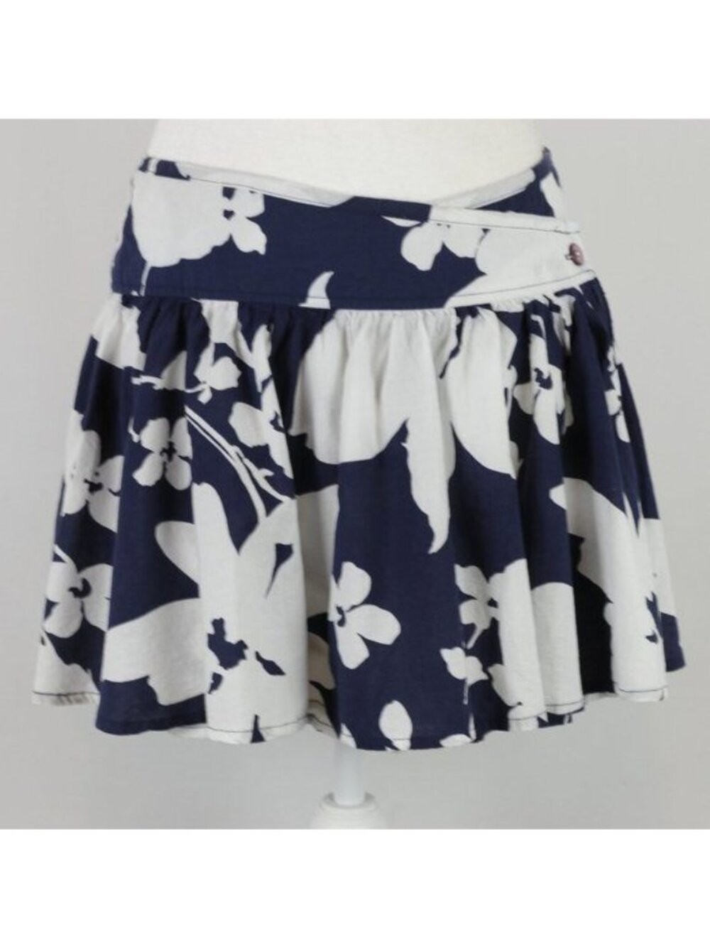 Roxy Juniors Size 7 Blue White Floral Ruffled Wrap Mini Skirt